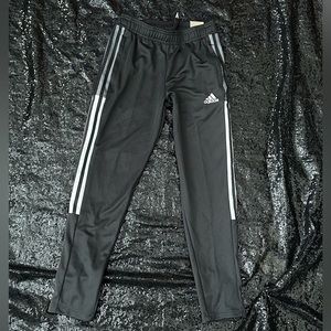 NWT ADIDAS SWEAT PANTS